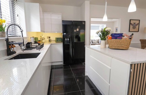 Dyserth Cottage | Buzzards View