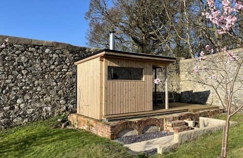 Colwyn Bay House | Bwthyn Ysgubor