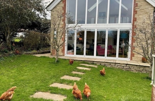 West Knoyle House | By Nature’s Way