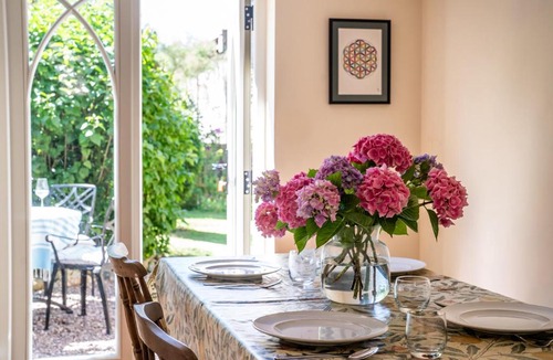 Hoxne House | C17 cottage close to the village pub & countryside walks
