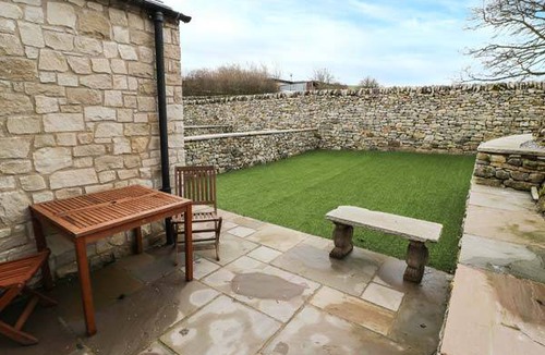 Blackwell in the Peak Cottage | Cabin ∙ 1 bedroom ∙ 2 guests