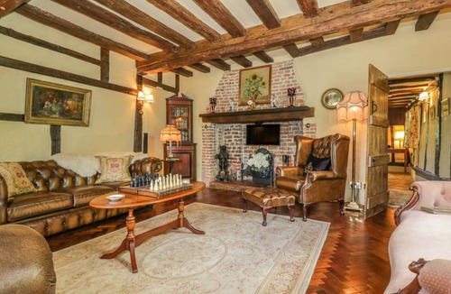 Weybread Cottage | Cabin ∙ 2 bedrooms ∙ 4 guests