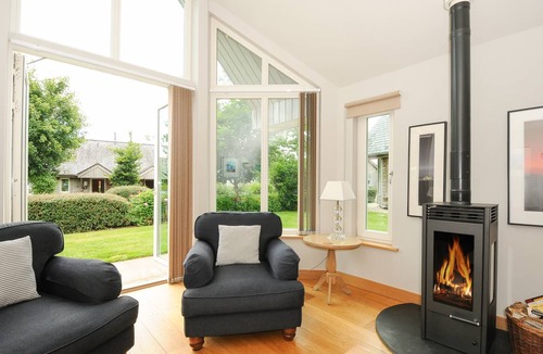 Eleighwater Cottage | Cabin ∙ 2 bedrooms ∙ 4 guests