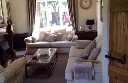 Rhos on Sea Cottage | Cae Eithin Cottage, Colwyn Bay, N. Wales (sleeps 8)
