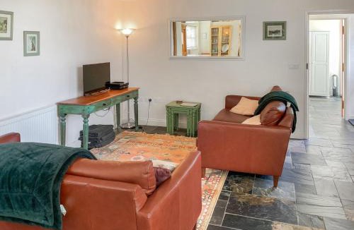 Llandrindod Wells House | Caeley Barn