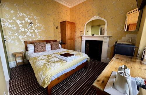 Bont Newydd House | Caer Menai