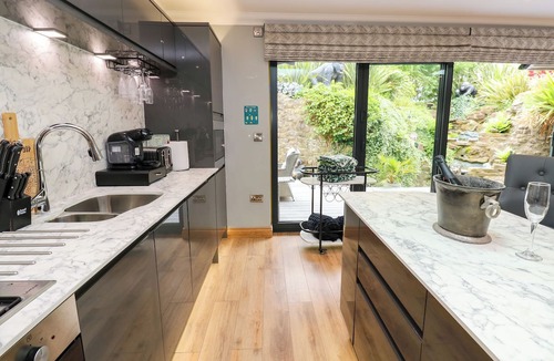 Darlington Cottage | Caesars Lodge