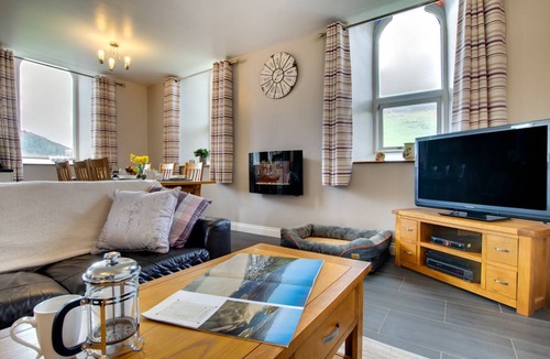 Cwrt Cottage | Capel Maethlon