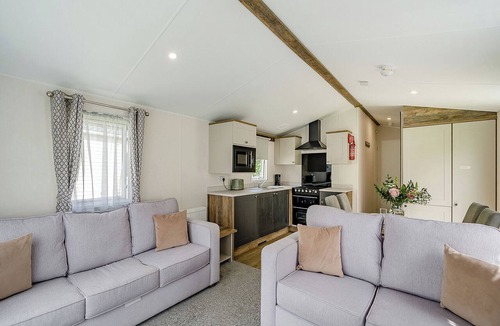 Longridge House | Caravan with one double and one twin.