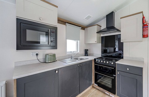 Longridge House | Caravan with one double and one twin.