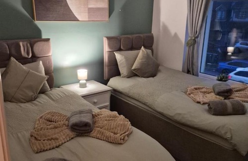 Sketty Apartment | Cariad Cwtch