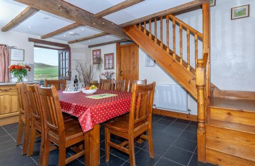 St Brides House | Carn Llidi Cottage