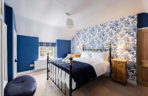 Low Catton House | Carr Cottage - sleeping 4 and welcoming dogs