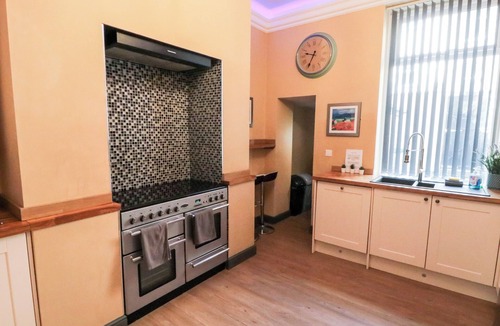 Scarborough City Centre Cottage | Castle View