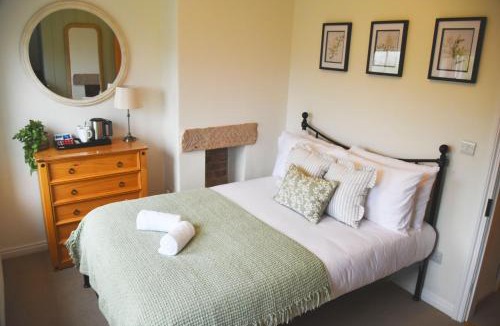 Matlock House | Castleview Cottage