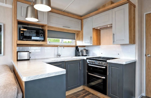 Kilgetty House | Cedar 3 Pet Friendly