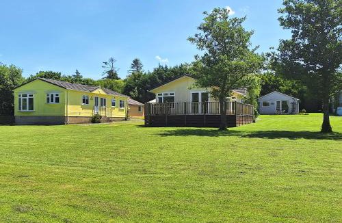 Holsworthy House | Cedar