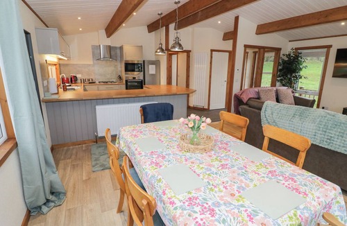 Rugeley Cottage | Cedar Lodge