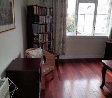 Auchengray Apartment | Celia's house