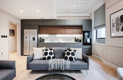 Northern Quarter Apartment | Central 2-Bed, Walk to Chinatown & Theatres