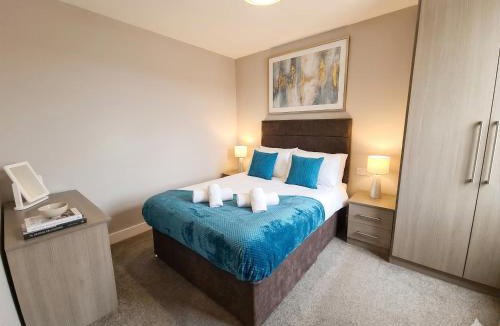 Reading City Centre Apartment | Central 3 beds with parking