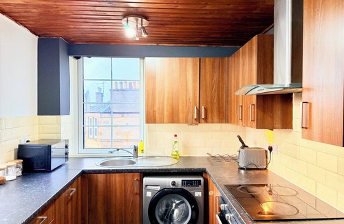 Haymarket Apartment | Central 4Bed, Caledonian Stay, Haymarket, Sleeps 8