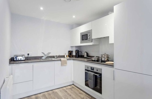 Bordesley Apartment | Central Birmingham 2 BED Modern Spacious Apartment