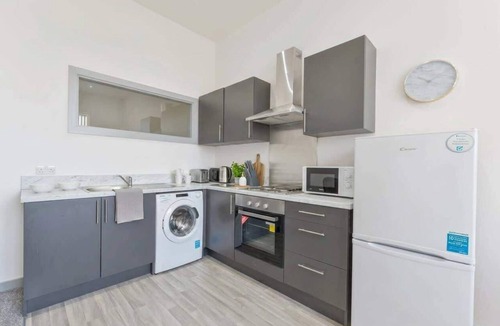 Brierley Hill Apartment | Central Dudley 1BR Flat w/Fast Wi-Fi