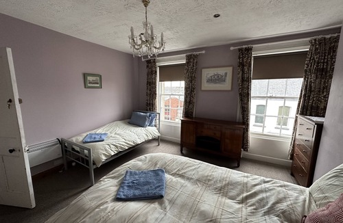 Lisburn House | Central Lisburn Accommodation