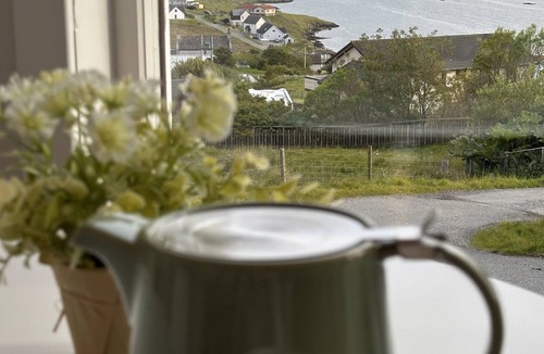 Whiteness House | Central Location + Stunning Views