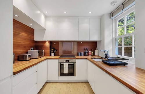 St. Pancras Apartment | Central London 2BR | Walk to King’s Cross