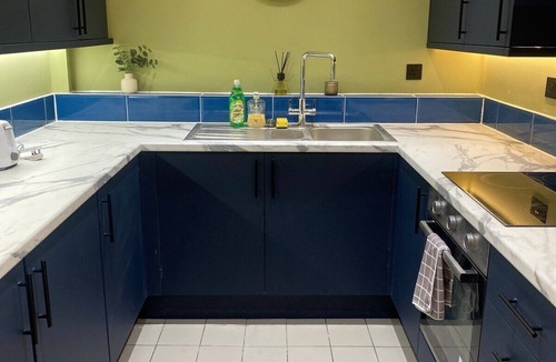 Cheetham Hill Apartment | Central Manchester Condo|Next To The AO Arena & Piccadilly|Parking