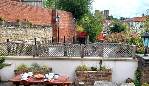 Ripon Apartment | Central Ripon apartment - view of the Cathedral!