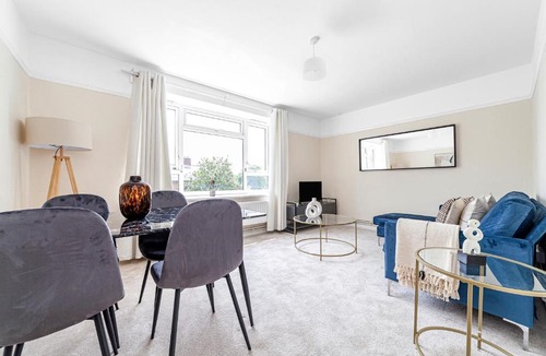 Wandsworth Apartment | Central Spacious 3Bed Flat - Wandsworth - Sleeps 7