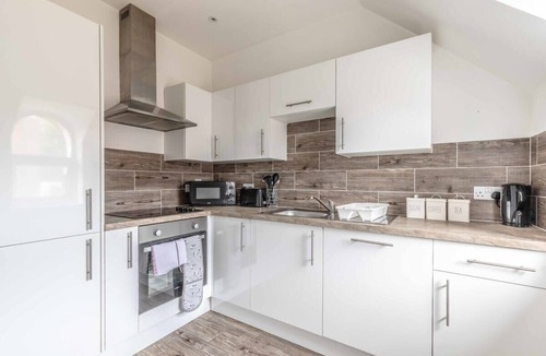Windsor Apartment | Central Windsor 1 Bed Apt & Parking - By Tempstay