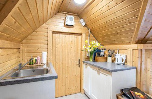 Logie Coldstone Ski Chalet | Chalet Forester's Bothy by Interhome