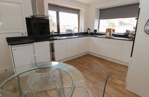 Beadnell Cottage | Changing Tide, Beadnell