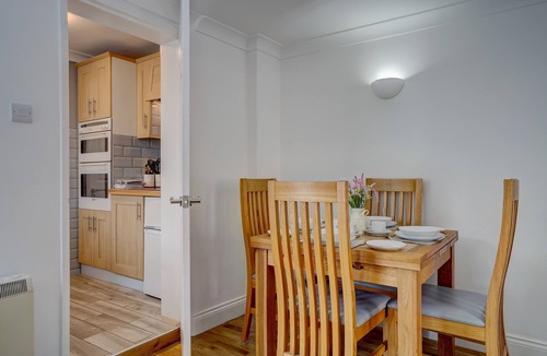 Winterton-on-Sea Cottage | Character Cottage Near Beach & Dunes