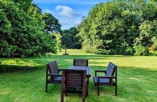 Tillicoultry House | Charming 1700s Country Cottage on a Private Estate