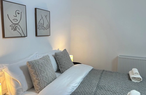 Norwich Apartment | Charming 2-bedroom duplex apartment with WiFi in charming Norwich