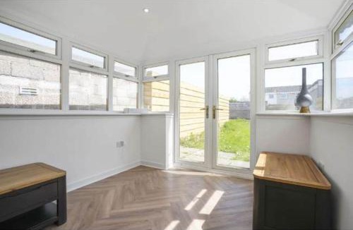 Bingham House | Charming 2 Bedroom Home With Parking and Garden