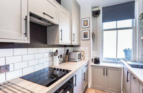 North Berwick Apartment | Charming and comfortable apartment, centrally located with easy parking access. Sleeps 4