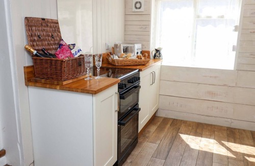 Beccles Cottage | Charming Beehive Cottage in Beccles