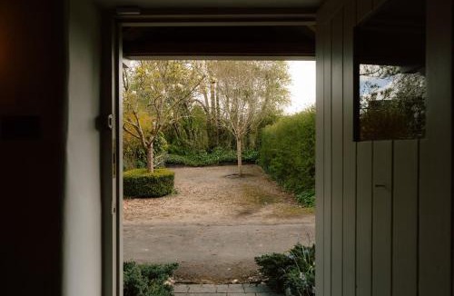 Moreton-in-Marsh House | Charming Cotswold Cottage with Garden Annexe