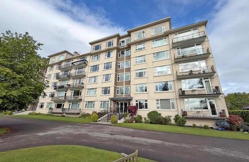 Harrogate Apartment | Charming Harrogate Stay Close to Parks & Centre