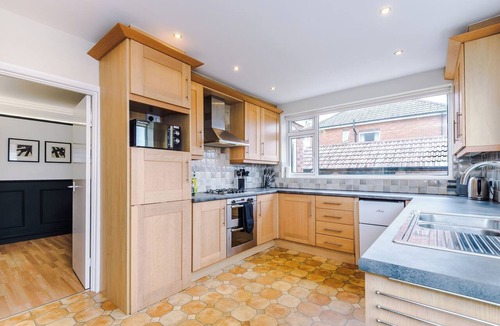 Chapeltown House | Charming, Modern Home in Leeds