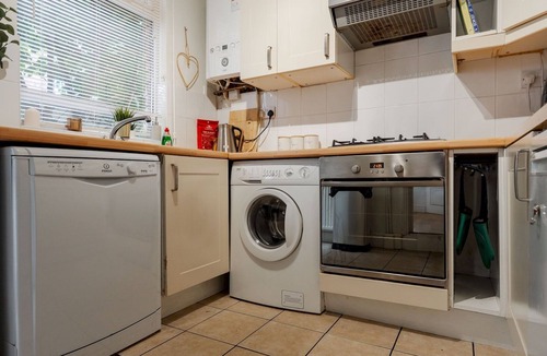 Liverpool House | Charming Victorian 2BR | Nr Sefton Park | Parking - Pass the Keys