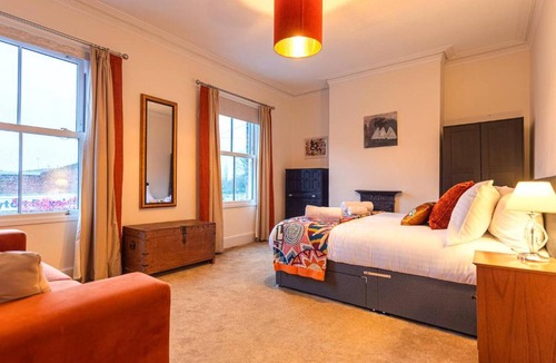 Market Drayton House | Charming Victorian Hidden Gem - Pass the Keys