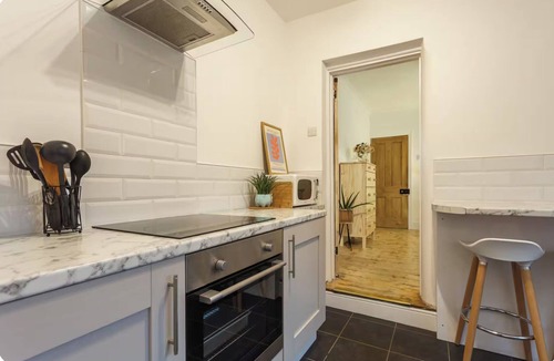 Shirley Apartment | Charming Victorian Garden Apartment | Private Kitchen & Bathroom | King Bed