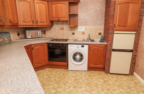 Akeld Cottage | CHERRYBURN COTTAGE, family friendly, with pool in Wooler